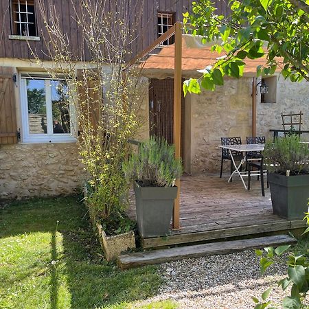 Gite " Suzon" A Peyroutas Vignonet St Emilion Экстерьер фото